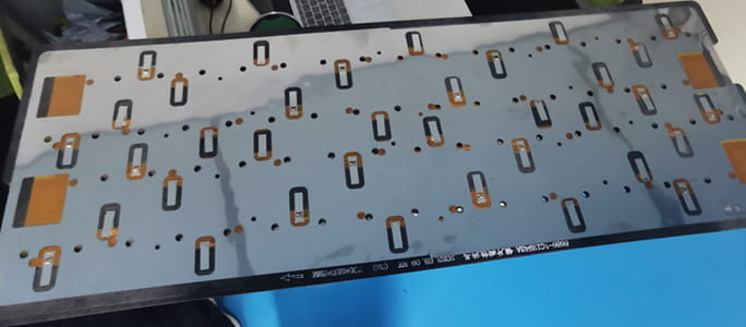 flex PCB assembly for cell contact system