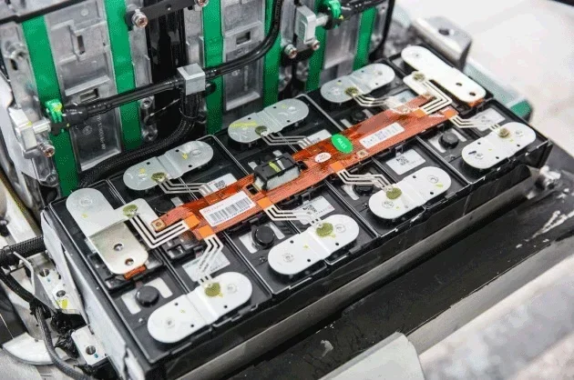 cell contact system